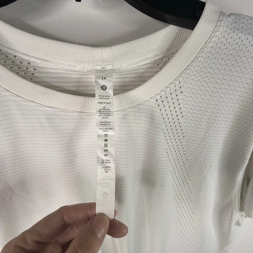 lululemon Women's Short Sleeve Crew Neck White 14